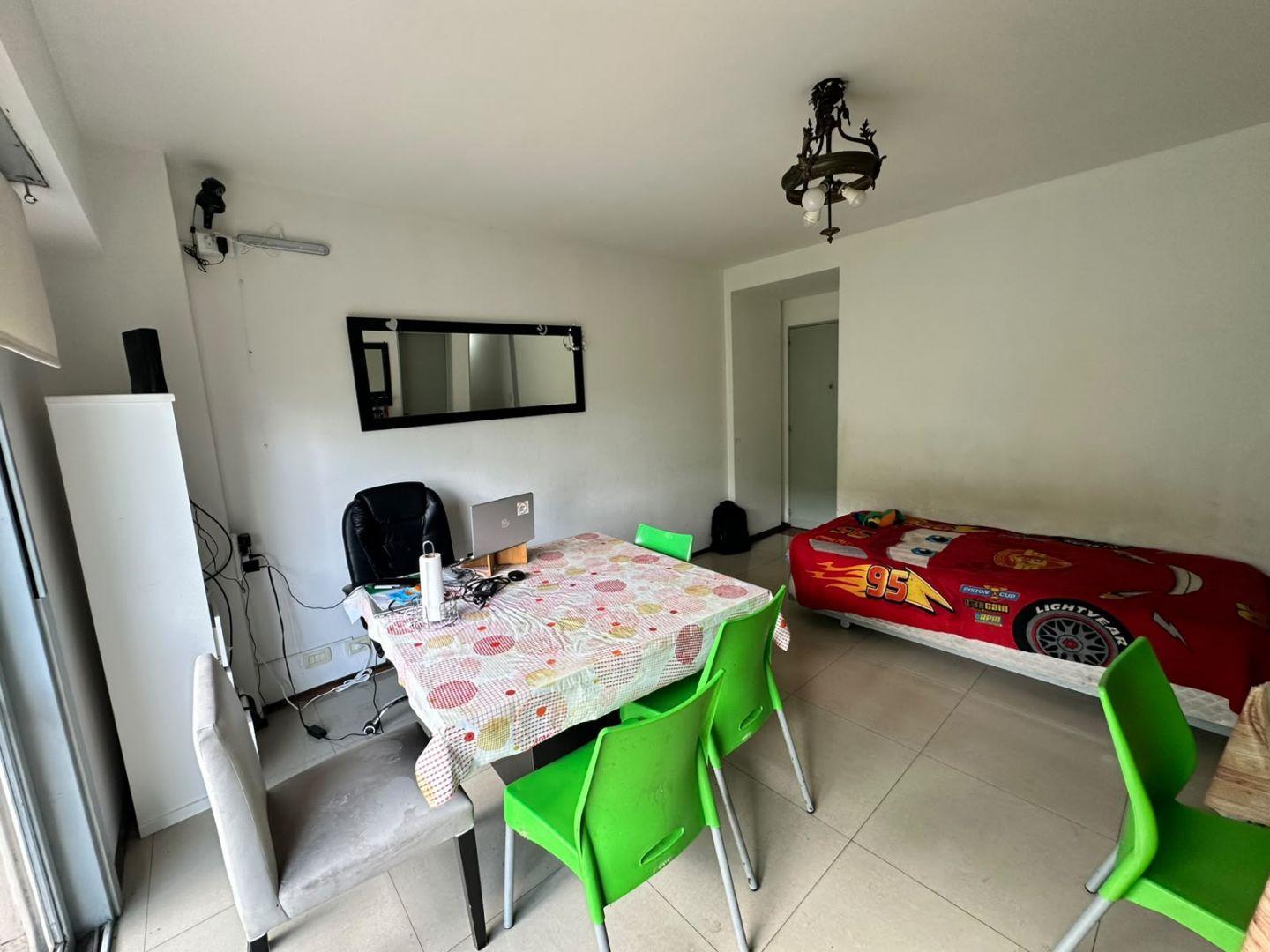 Foto de DEPARTAMENTO 3 AMBIENTES CON AMPLIO BALCÓN CORRIDO PLENO CENTRO DE, imagen 5