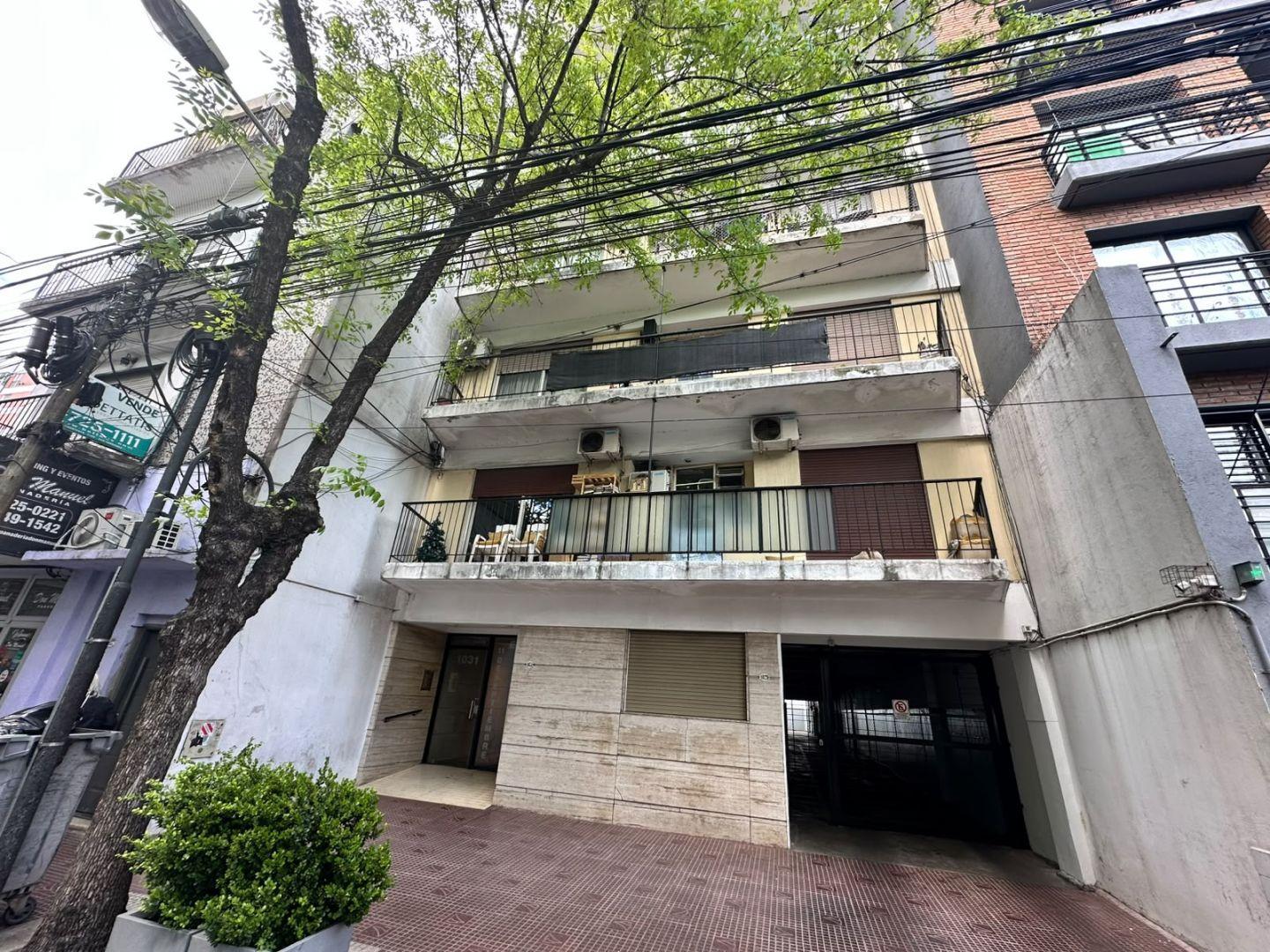 Foto de DEPARTAMENTO 3 AMBIENTES CON AMPLIO BALCÓN CORRIDO PLENO CENTRO DE, imagen 1
