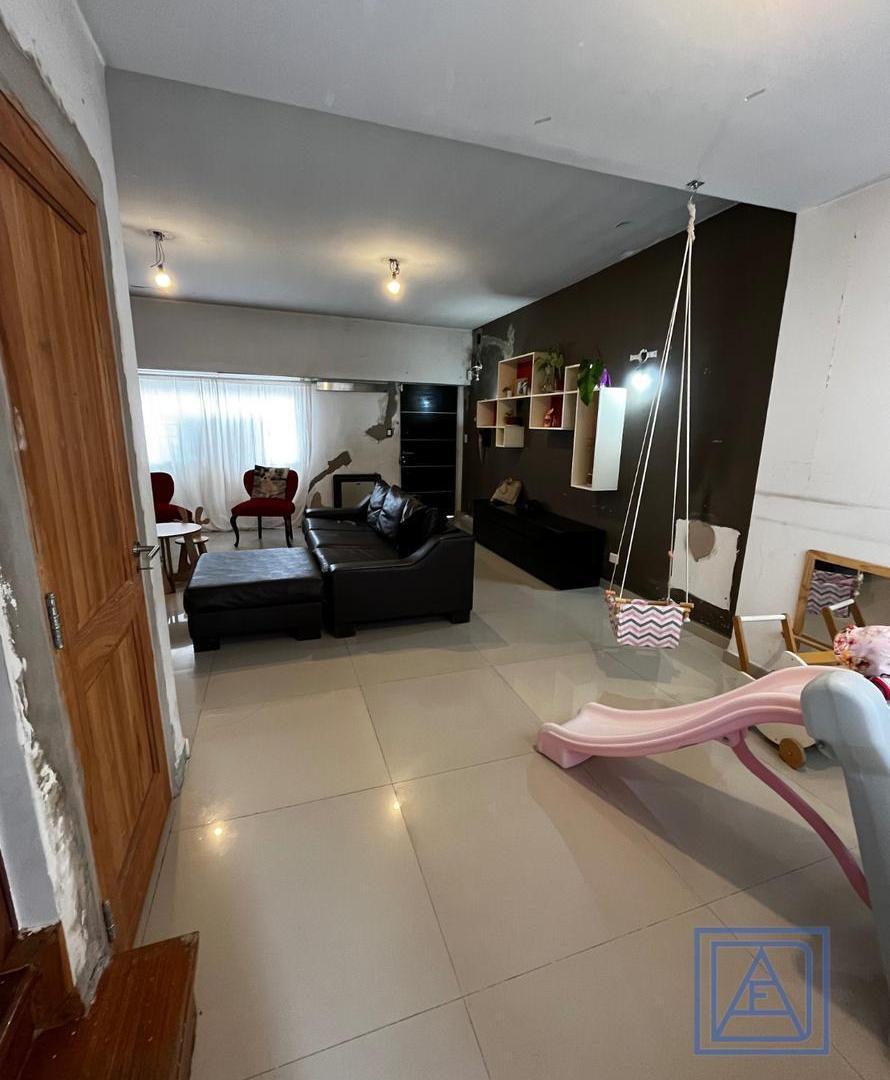 Foto de Casa en Mart.-Santa Fe/Fleming NUEVO PRECIO!!, imagen 2