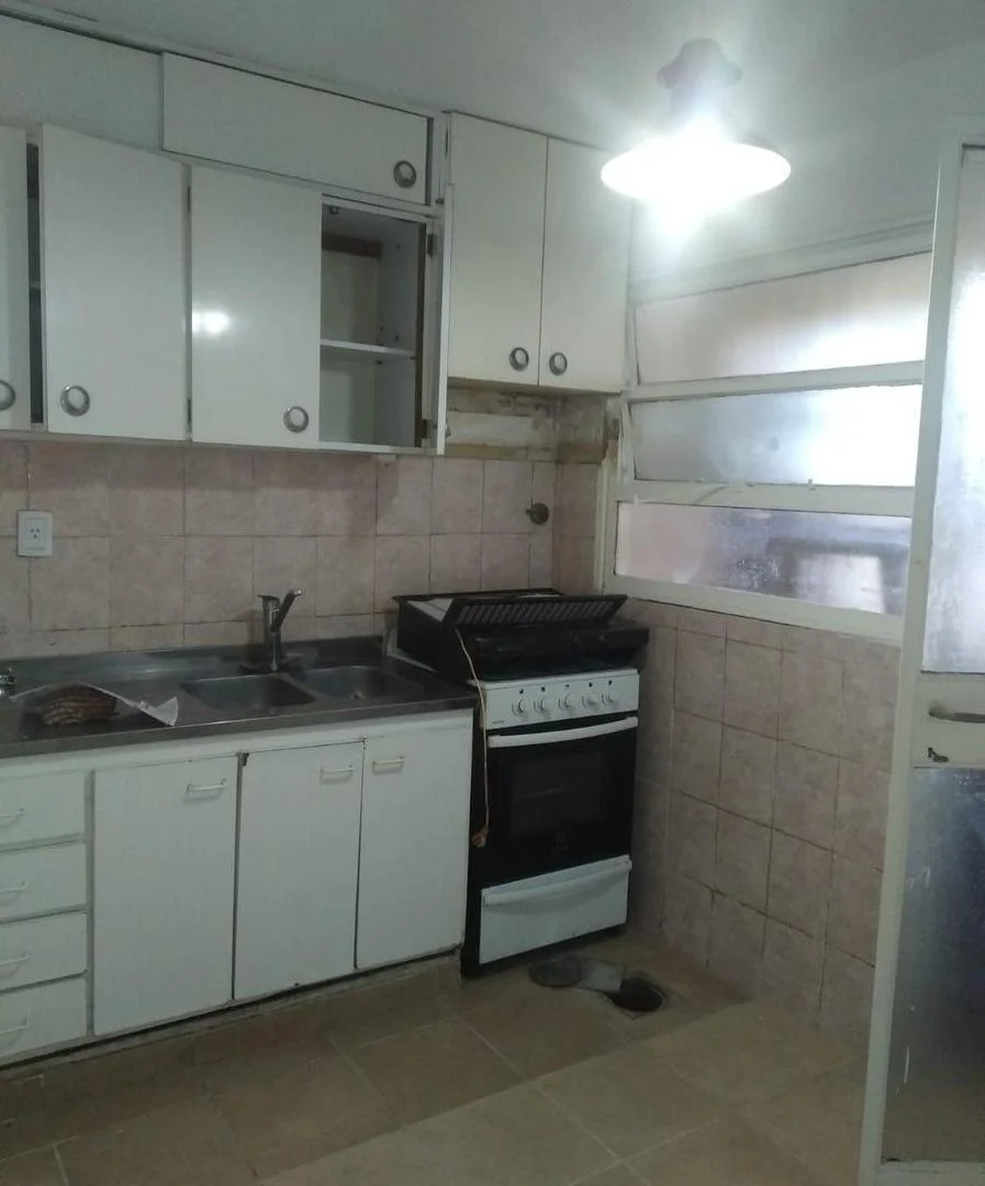 Foto de Bajo de Precio!! Departamento en Beccar-Vias/Rolon, imagen 2