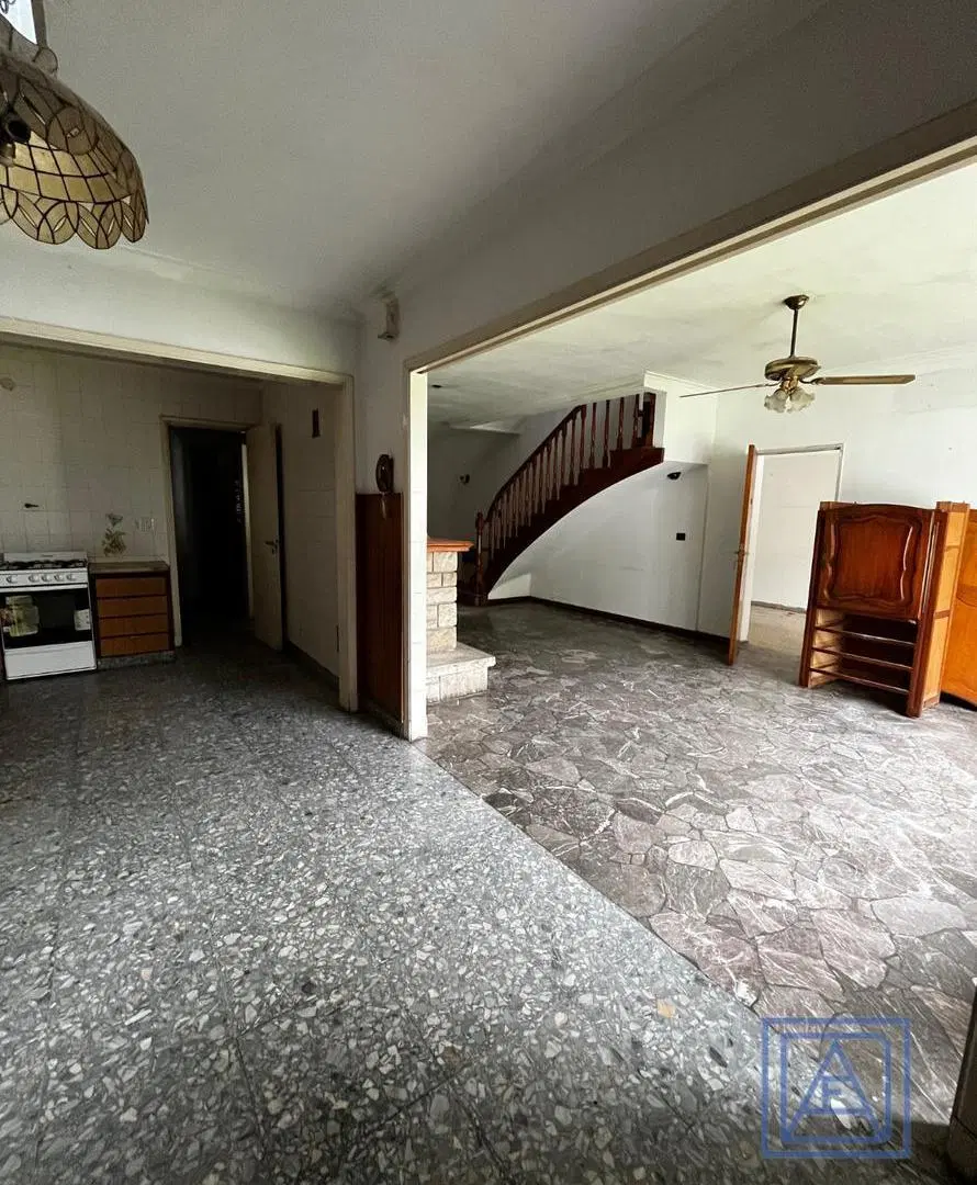 Bajo de Precio!! Casa en Mart.-Santa Fe/Fleming 4