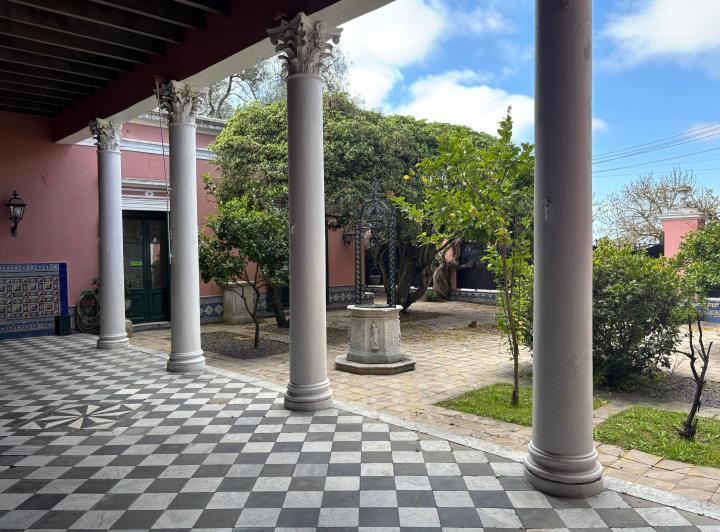 Los Naranjos, Casa colonial histórica actualizada. Única! 5