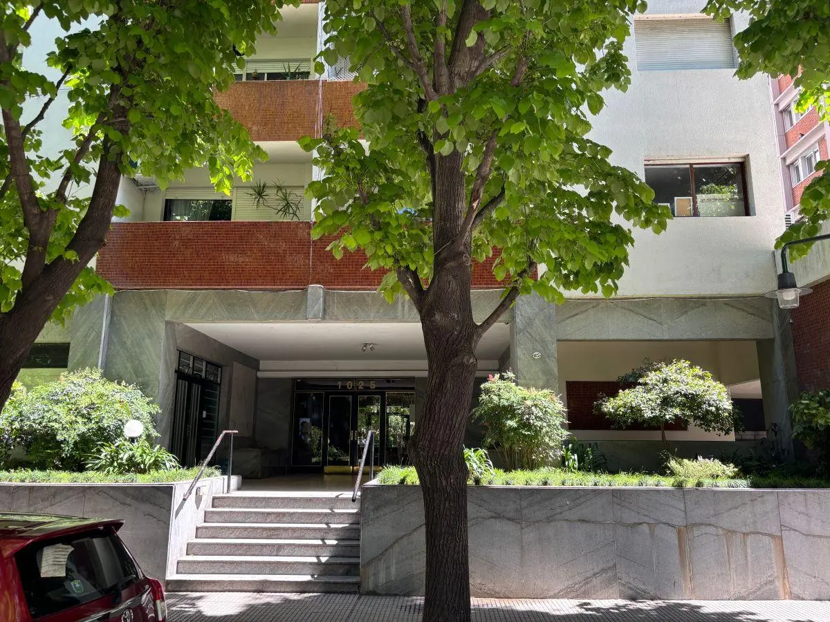 Oportunidad! Lindo departamento 3 dormitorios en el corazón de Acassuso. 5
