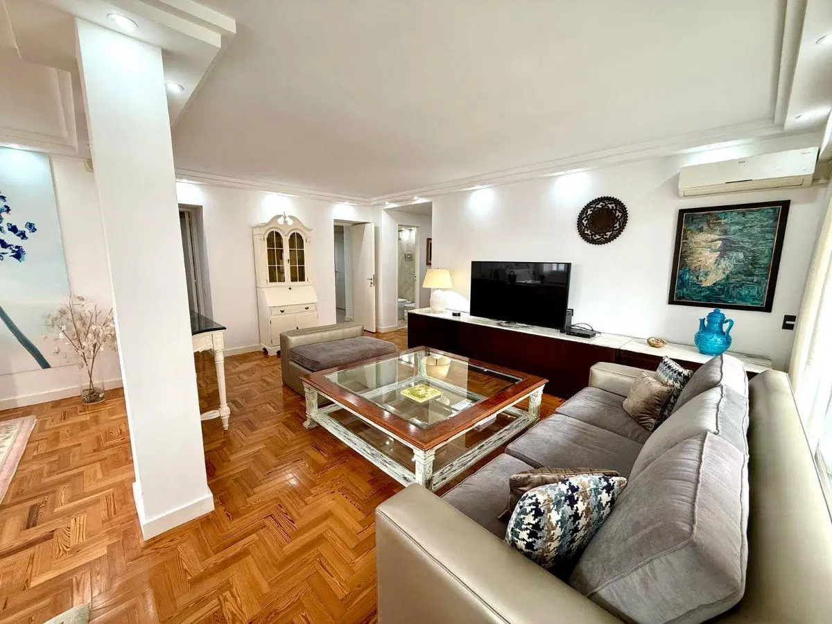 Impecable!! Semipiso de categoria, reciclado a nuevo en Martinez 5