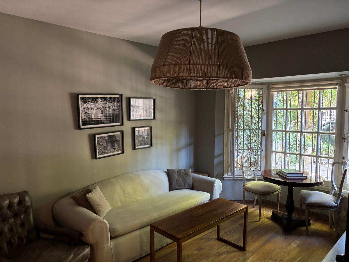 Foto de Lindísima casa , cálida y funcional, con jardín y pileta en muy buena, imagen 3
