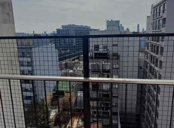 Tres ambientes con balcón 1