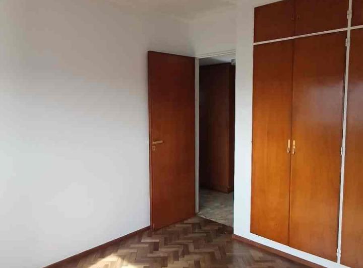 Tres ambientes con balcón 5