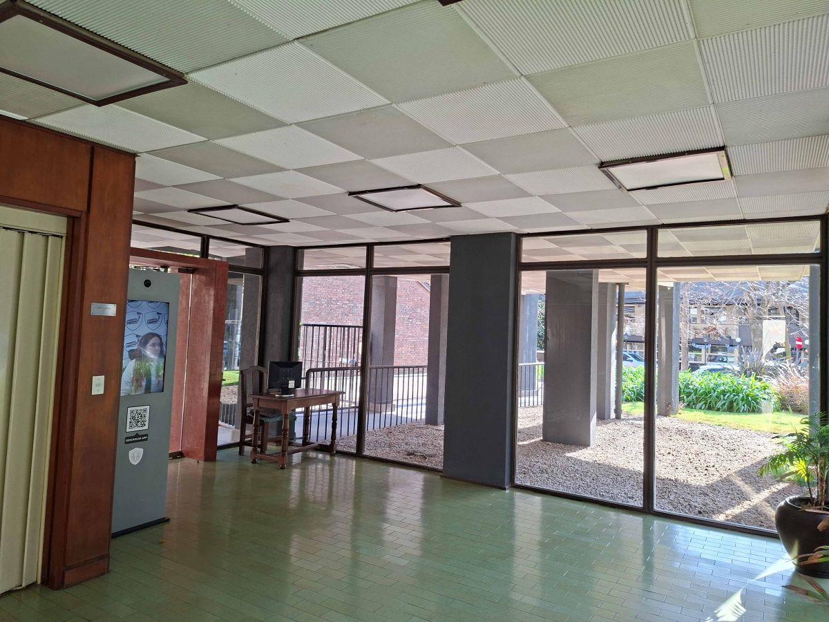 Foto de Departamento de 96 m² con 3 dormitorios en alquiler en Acassuso, imagen 1