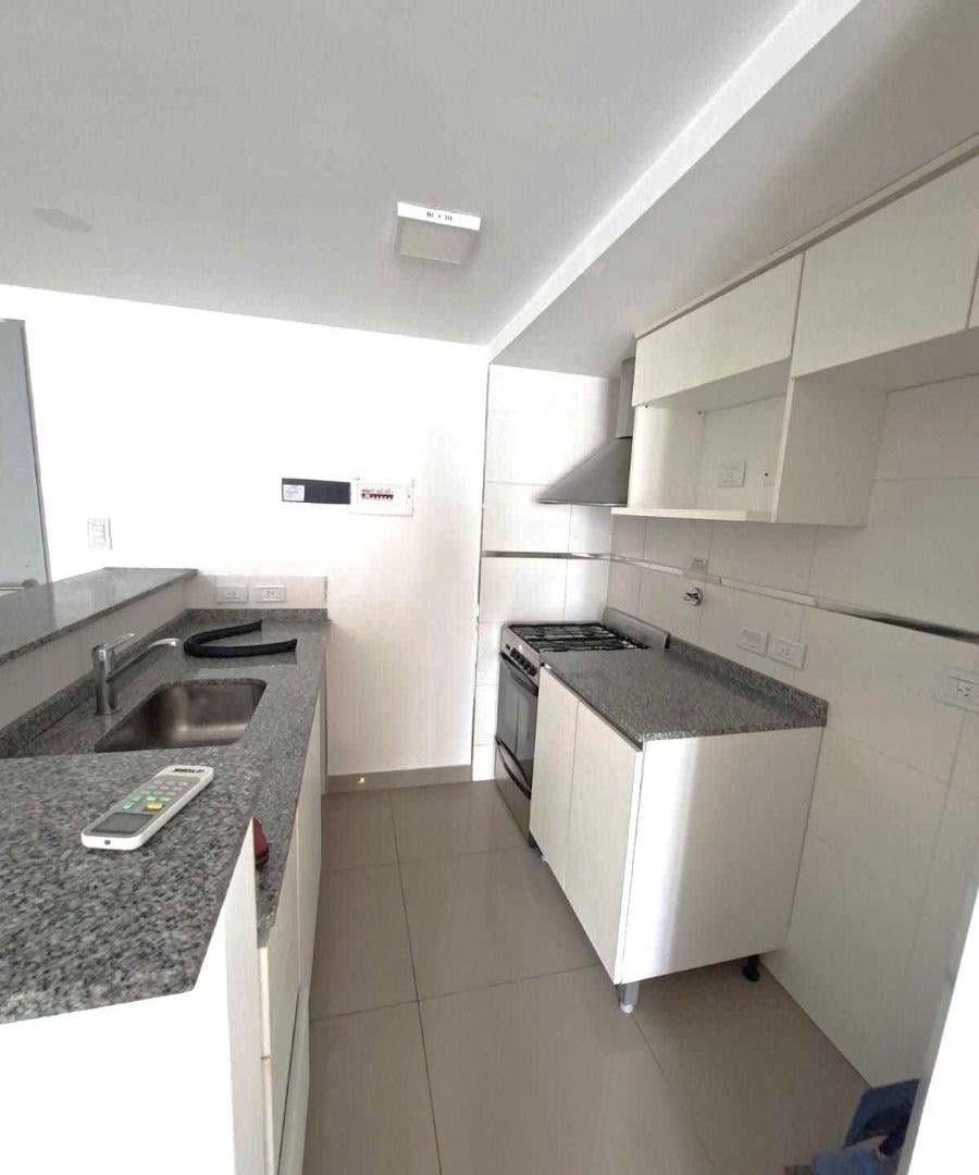 Foto de Monoambiente con Patio y Cochera, imagen 5