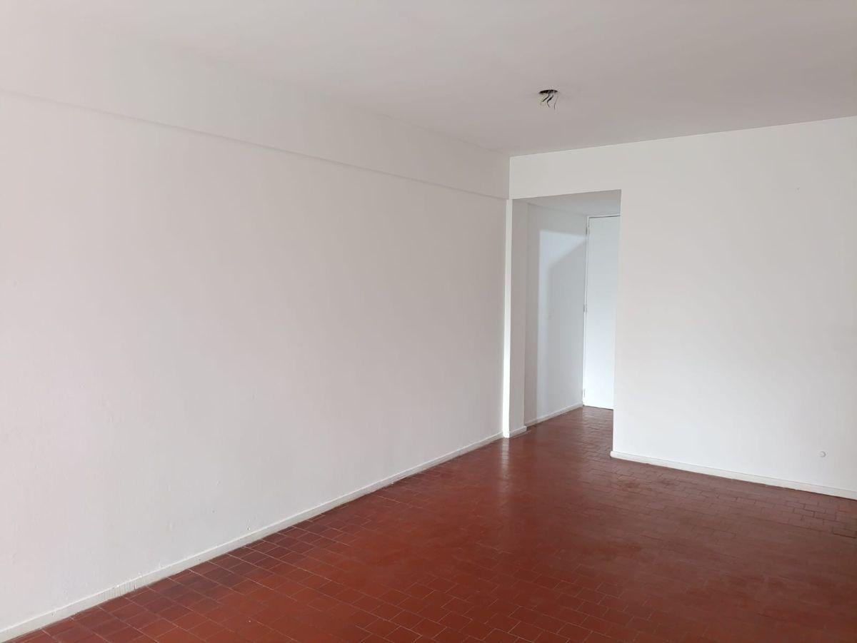 Foto de lindo departamento en alquiler en el centro de San Isidro, con cochera, imagen 2