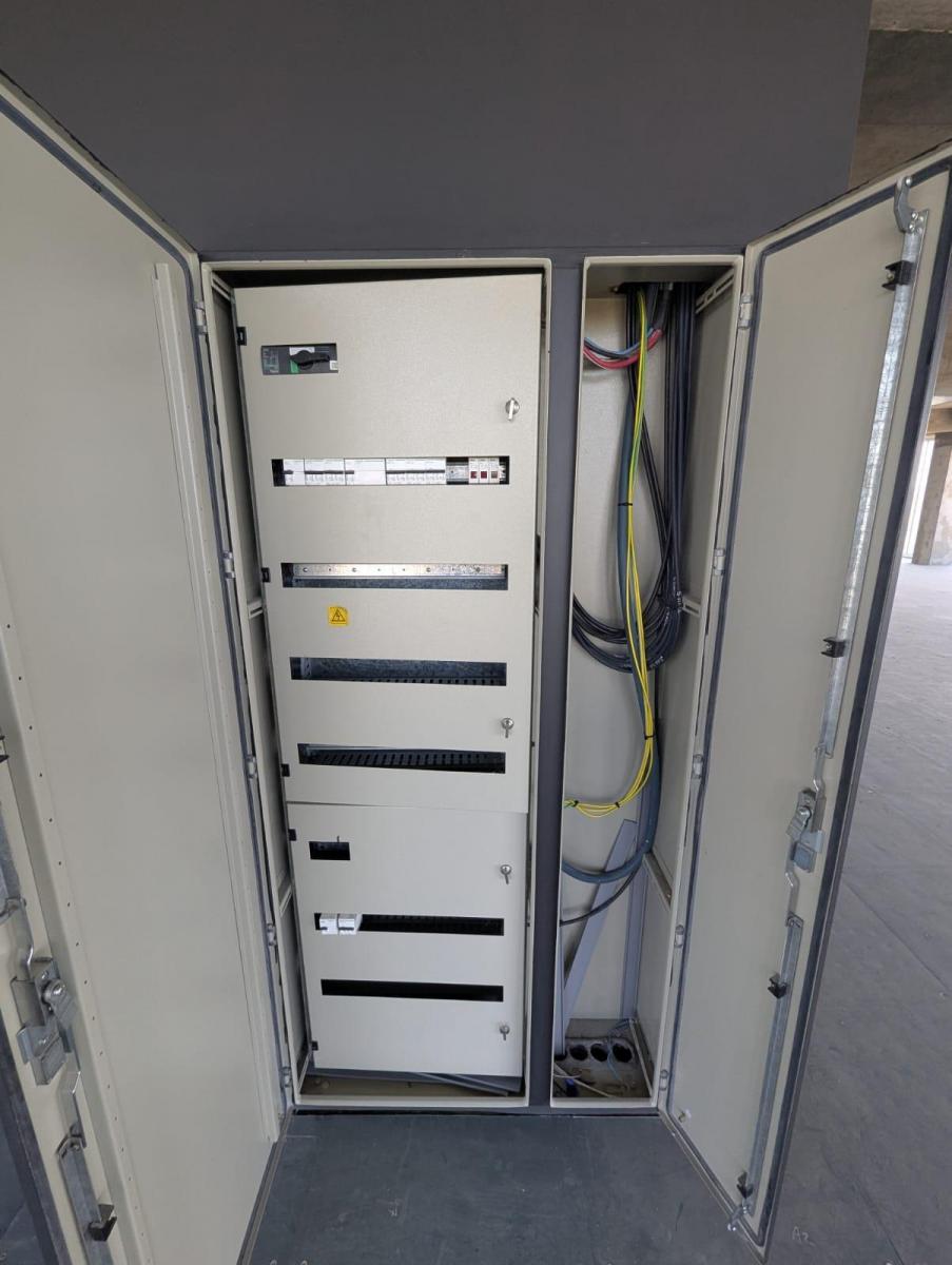Piso de Oficina en Alquiler Edificio Buenavista Business Park - a Estrenar 3