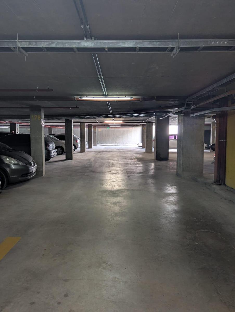 Piso de Oficina en Alquiler Edificio Buenavista Business Park - a Estrenar 5