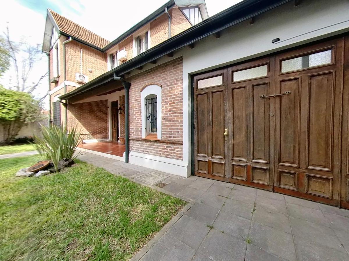 Casa en Zona Residencial 2