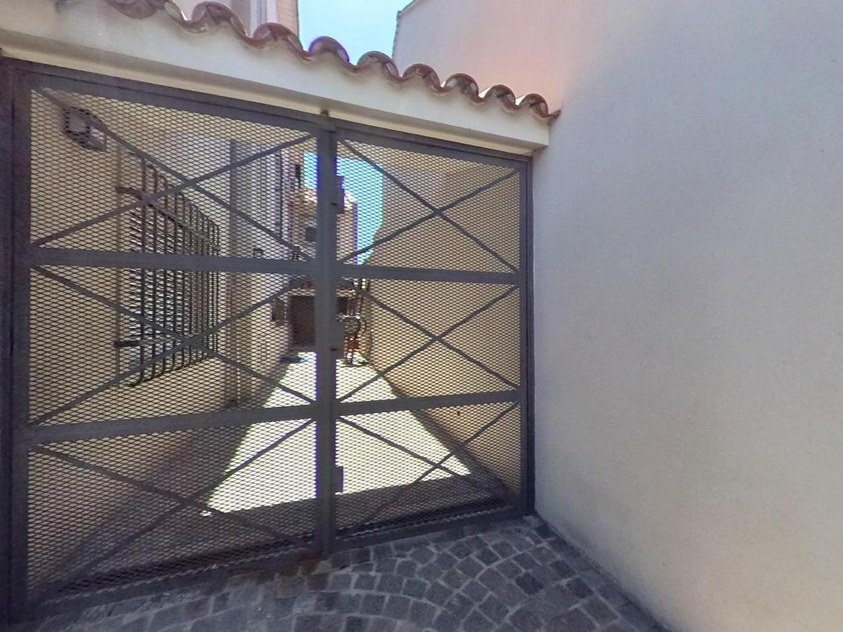 Casa en Temperley Oeste 3