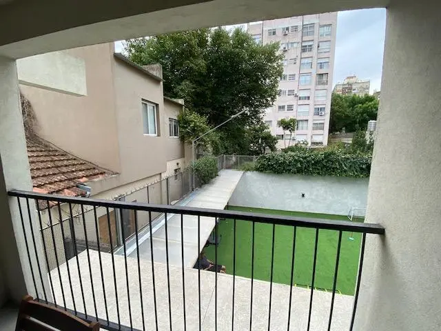 -- ALQUILER -- EXCELENTE UNIDAD APTO PROFESIONAL Ó VIVIENDA, EN INMEJORABLE UBICACIÓN DE LOMAS DE ZA 4