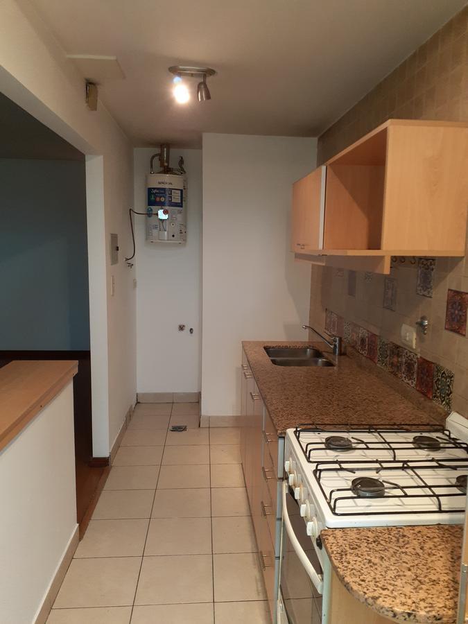 Foto de Departamento 2 amb. con cochera, imagen 3