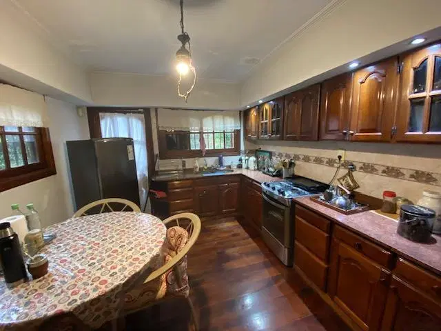 Casa en Lomas de Zamora Este 5