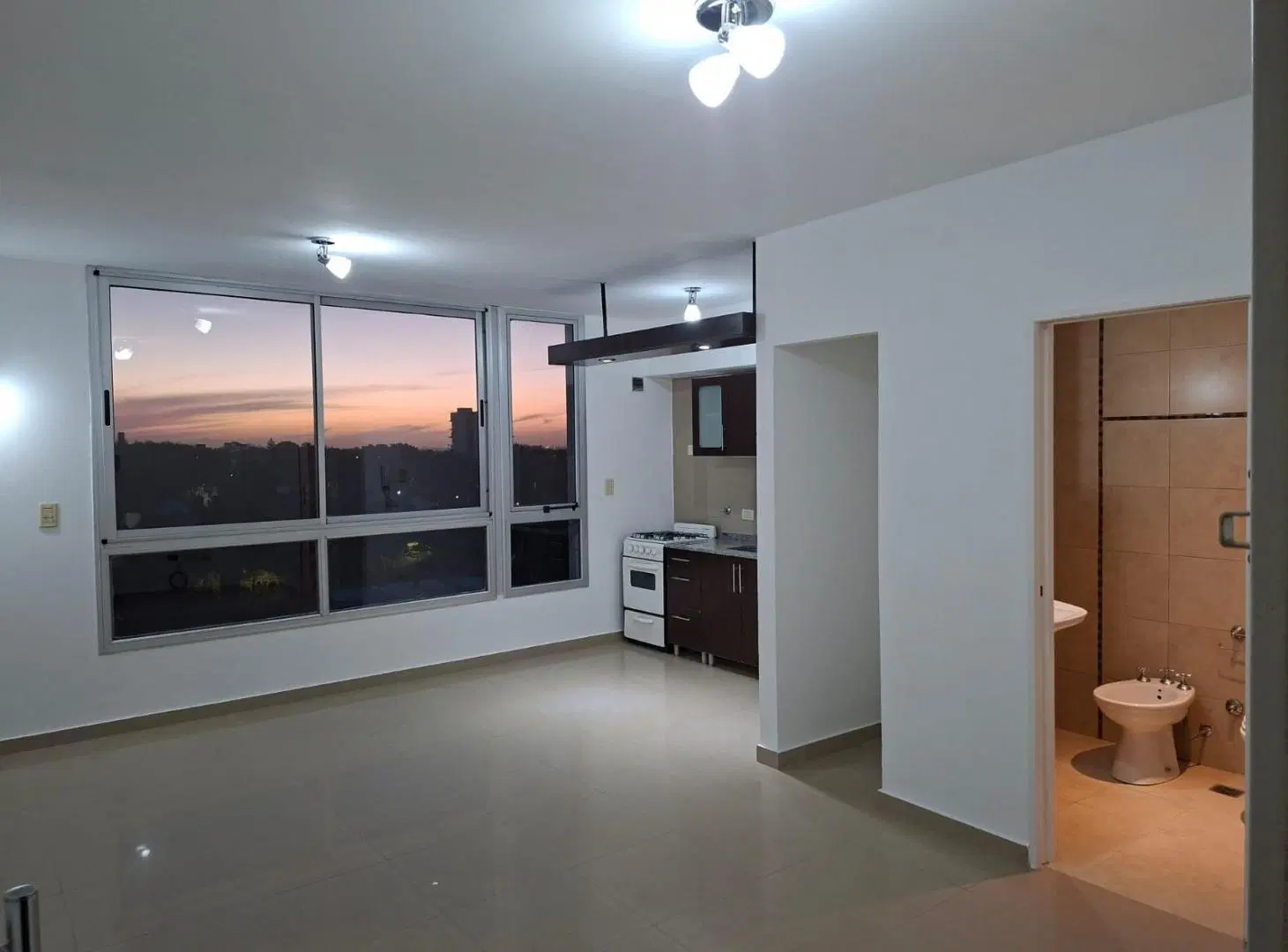 Departamento en Banfield Este 1