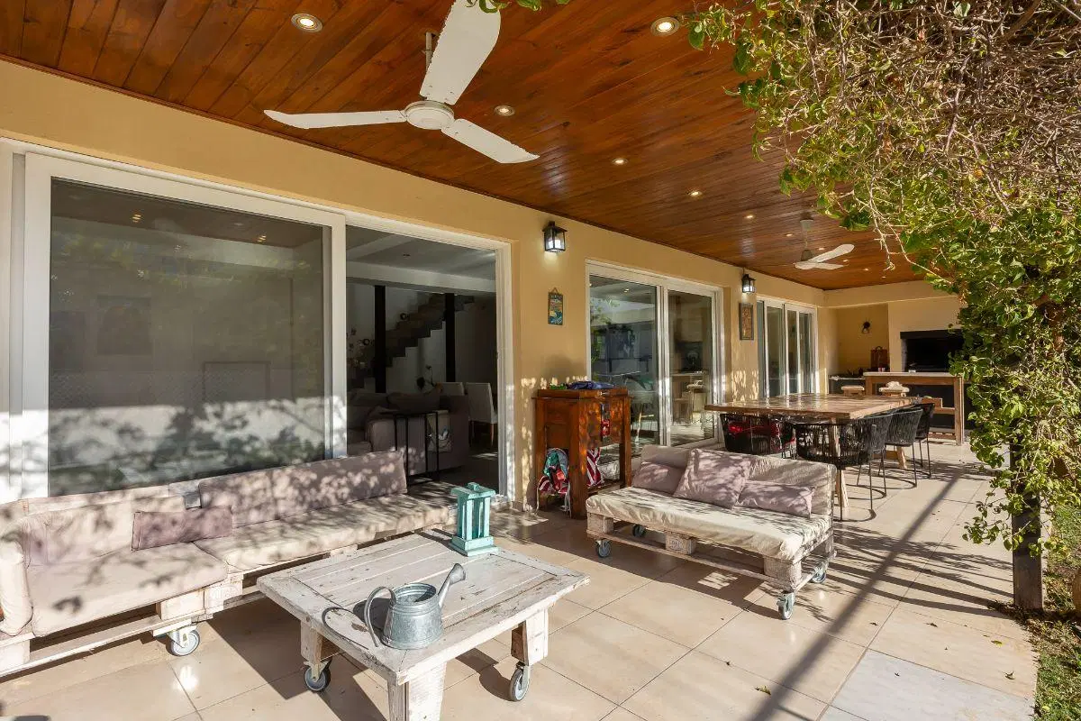 CASA EN VENTA 5 AMBIENTES, LOS TACOS, GARIN, JARDIN y PILETA 4