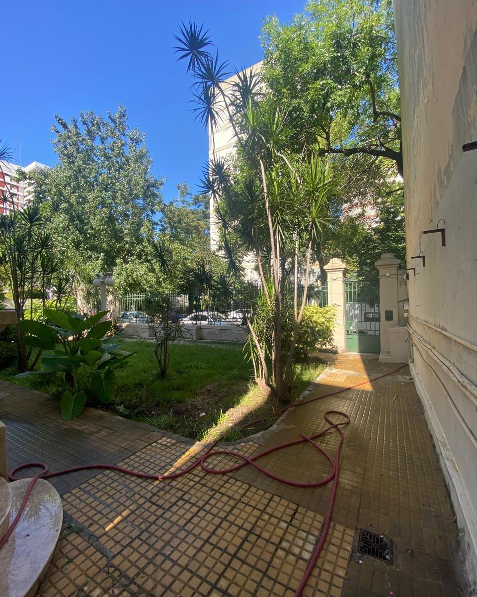 Belgrano - Belgrano R - Casona Antigua 1.120 m² de Terreno - 20 X 56 1
