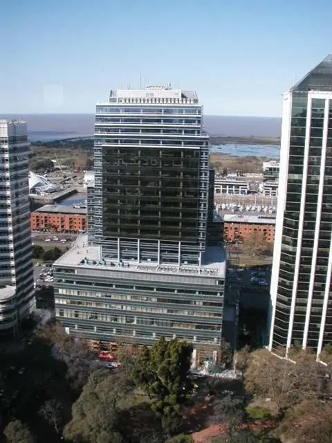OFICINA EDIFICIO CHACOFI - COCHERA - ZONA CATALINAS 1