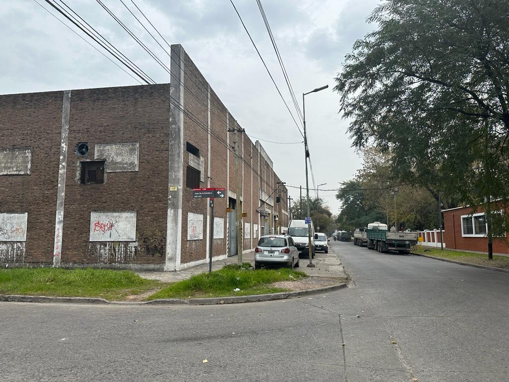 Galpón en Haedo 1