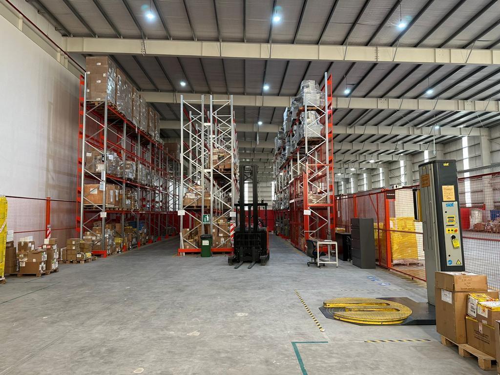 Excelente Centro Logístico/industrial Dentro del Polo Industrial Ezeiza 2