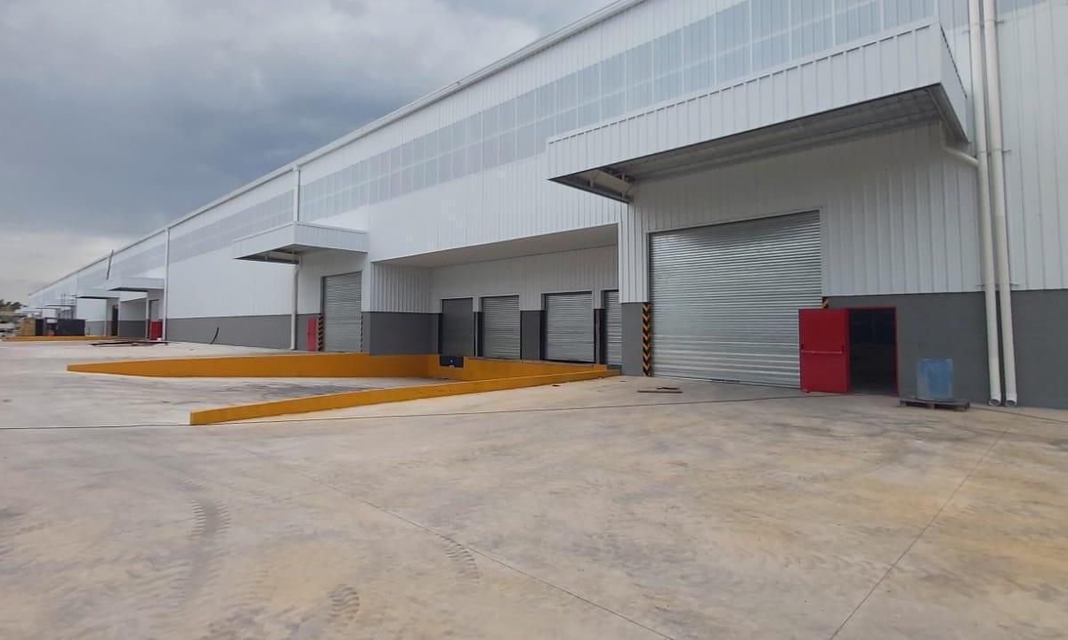 Depósito premium 2.485 m2 en alquiler  en Garín