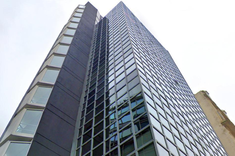 Av. Leandro N. Alem al 1000 | Oficina en venta y alquiler | Zona Catalinas