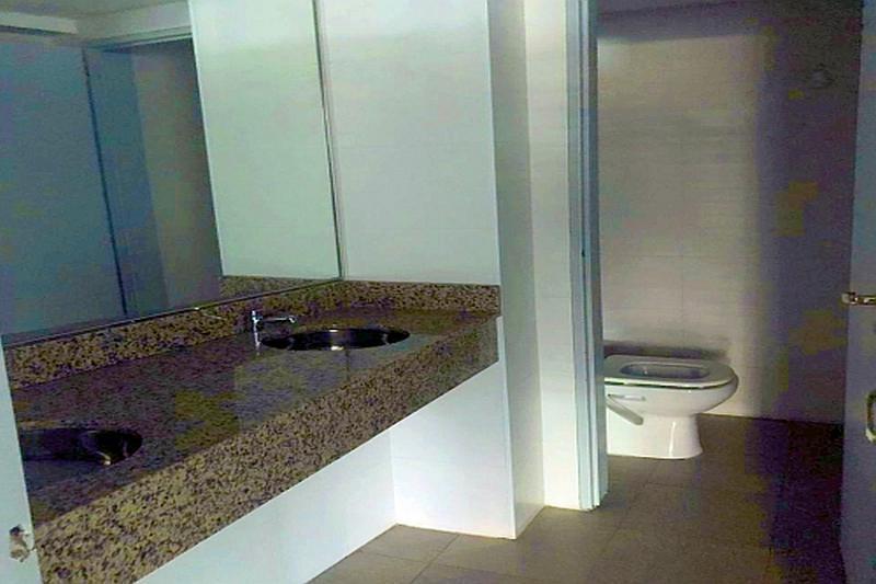 Foto de Av. Leandro N. Alem al 1000 | Oficina en venta y alquiler | Zona, imagen 4