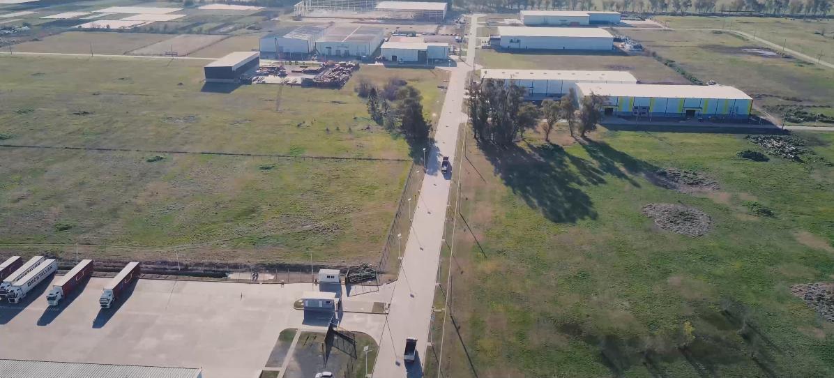Fracción Industrial de 8156 m2 en el Parque Industrial Ruta 6 Km 180