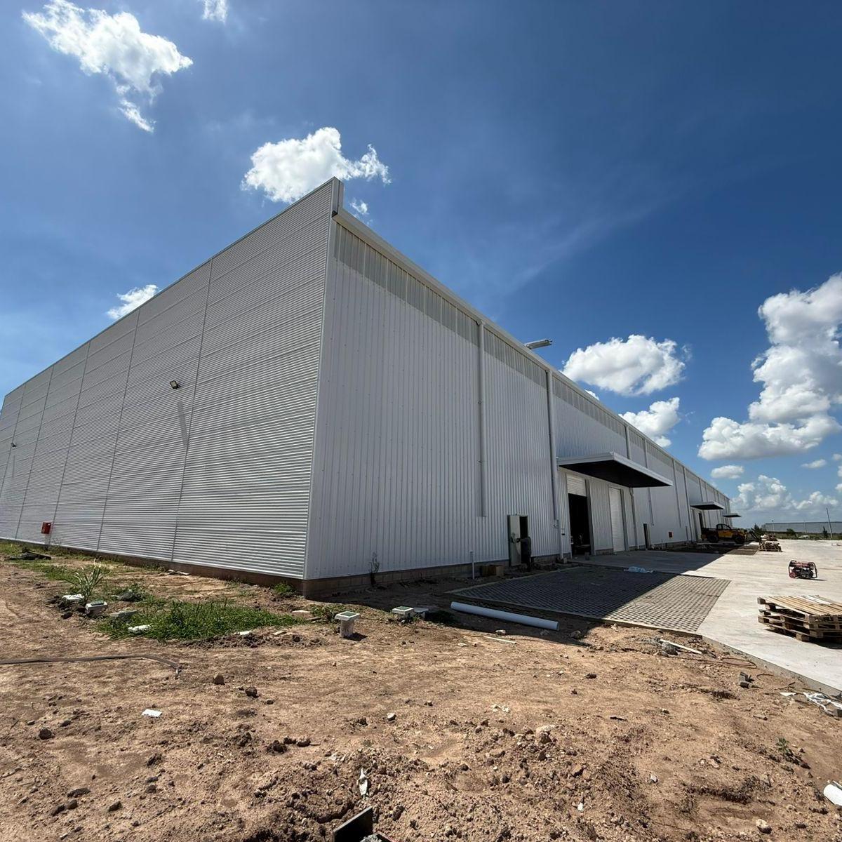 Excelente Nave Industrial y Logística a Estrenar en El Parque Industrial Ruta 6 4