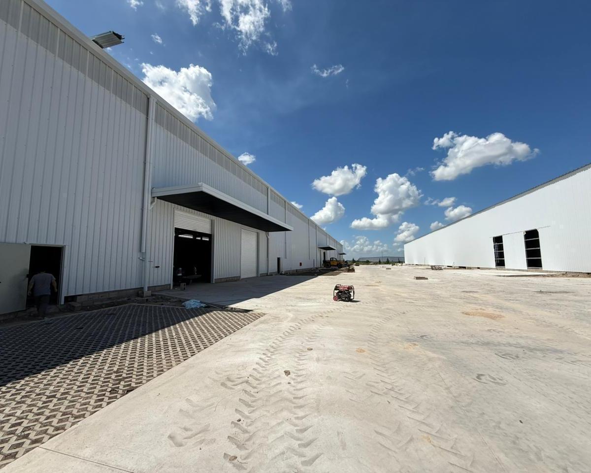 Excelente Nave Industrial y Logística a Estrenar en El Parque Industrial Ruta 6 5