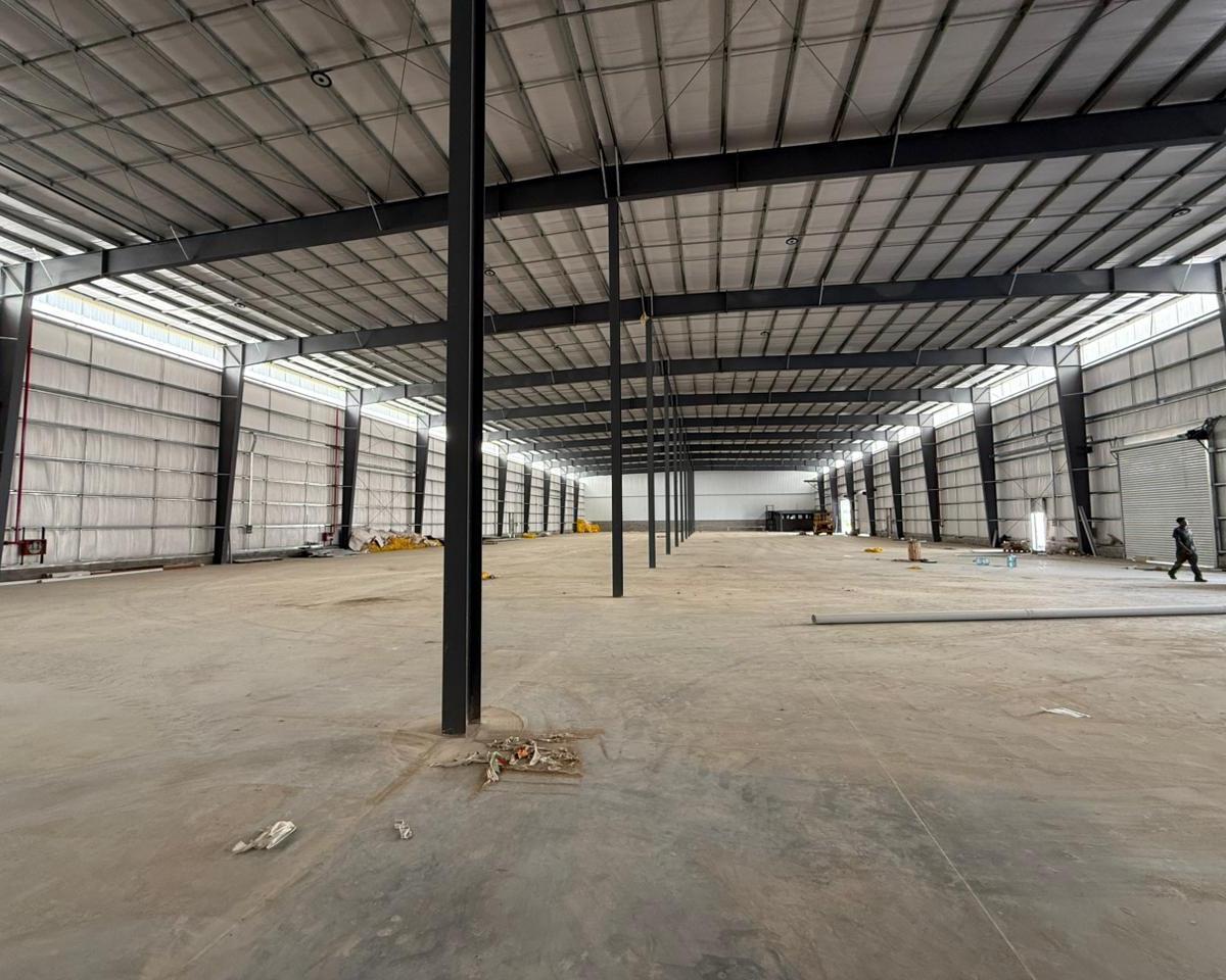 Excelente Nave Industrial y Logística a Estrenar en El Parque Industrial Ruta 6 3