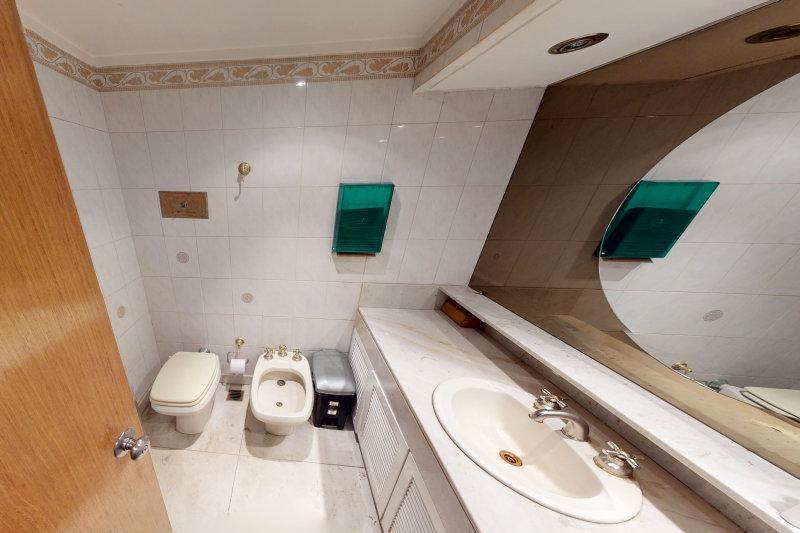 Foto de Av. Córdoba la 600 | Oficina en Venta y Alquiler | Zona Barrio Norte, imagen 3