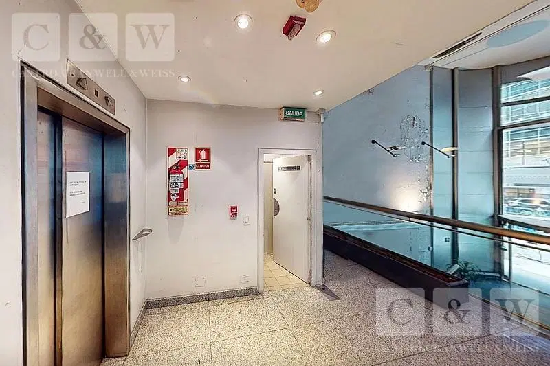Edificio desarrollado en tres Subsuelos, Planta Baja, y 2 pisos | Venta en Block 2