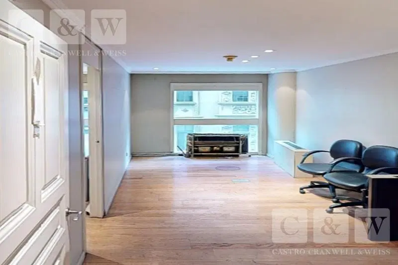 Edificio desarrollado en tres Subsuelos, Planta Baja, y 2 pisos | Venta en Block 5