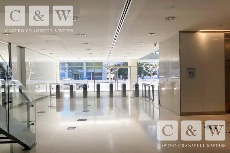 Edificio de Excelente categoría | Ubicación estratégica - Cómodos accesos 2