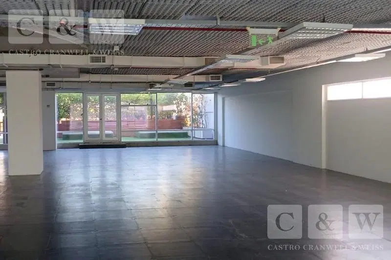 Edificio de Excelente categoría | Ubicación estratégica - Cómodos accesos 5