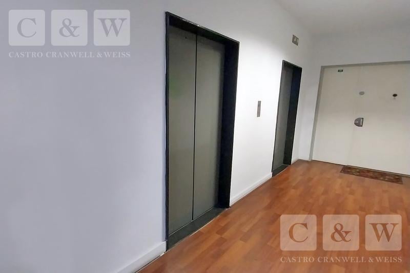 Foto de San Martín al 600 | Oficina en Venta y Alquiler | Microcentro, imagen 2