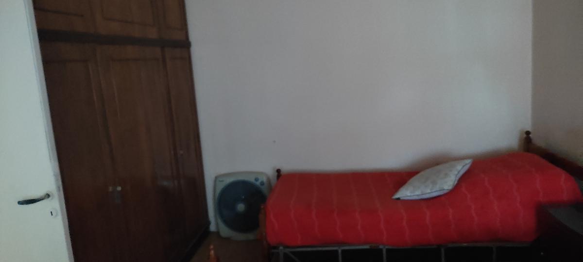 Foto de Casa en venta en Jose Marmol 3 ambientes con jardin, imagen 2