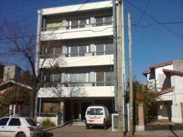 Alquiler/venta Departamento 1 ambiente en Adrogue apto uso profesional