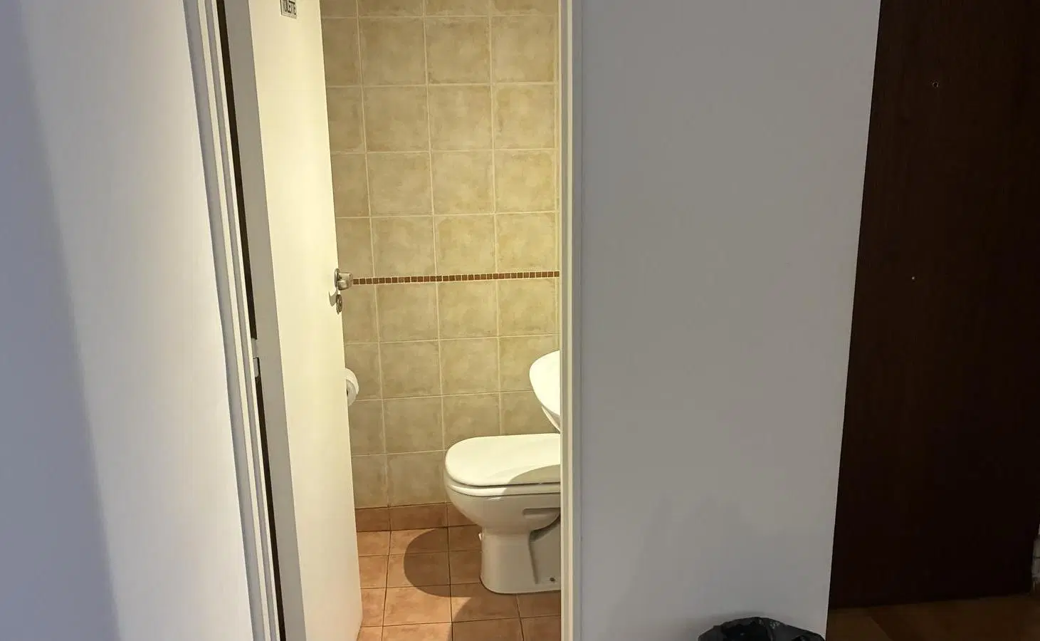 DEPARTAMENTO 3 AMBIENTES EN ALQUILER APTO USO PROFESIONAL ADROGUE 2
