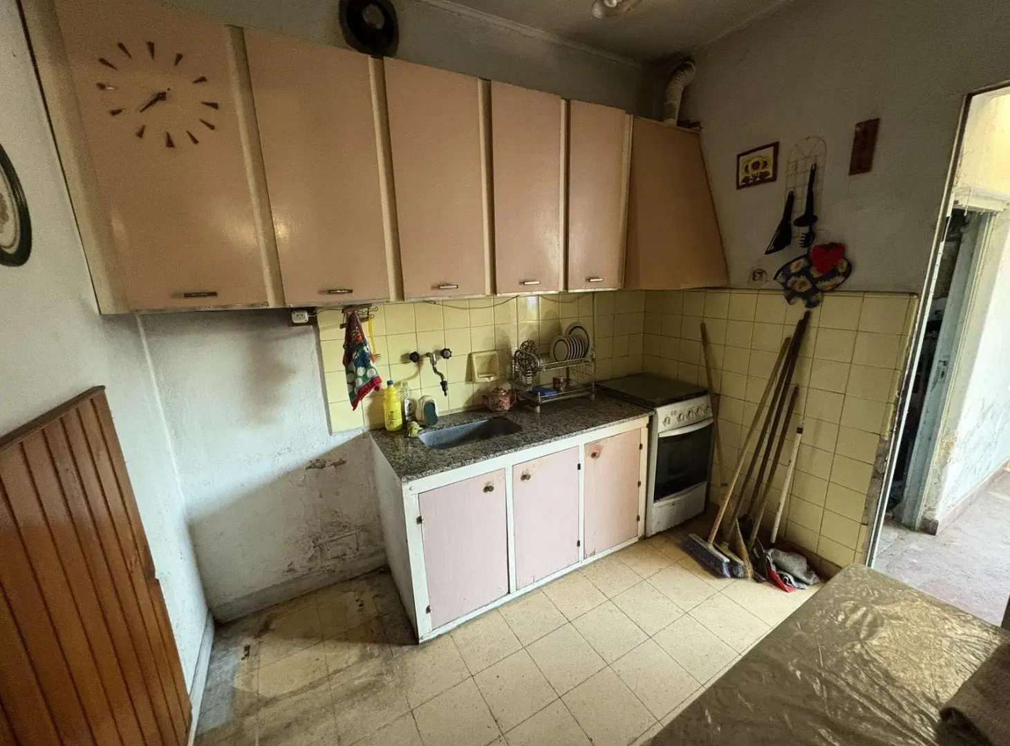 Terreno en venta en Temperley con 20 Mts de frente con casa a reciclar 8