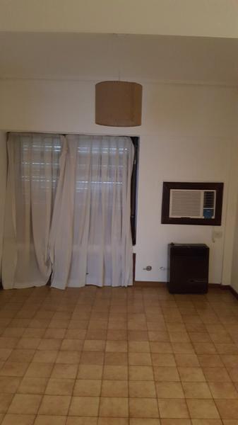 Foto de DEPARTAMENTO 2 AMBIENTES EN ADROGUE EN ALQUILER PLANTA BAJA CON, imagen 2