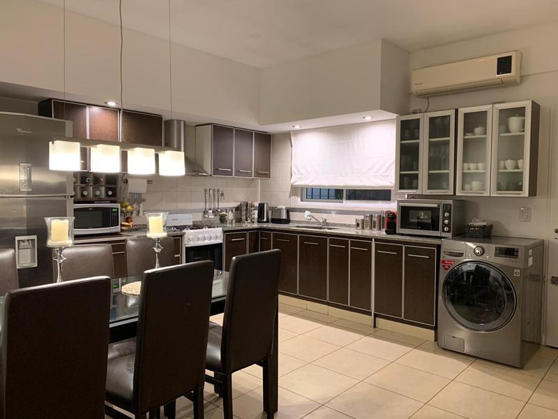 Foto de DUPLEX 4 AMBIENTES EN VENTA EN ADROGUE EN PEQUEÑO CONDOMINIO EN, imagen 4