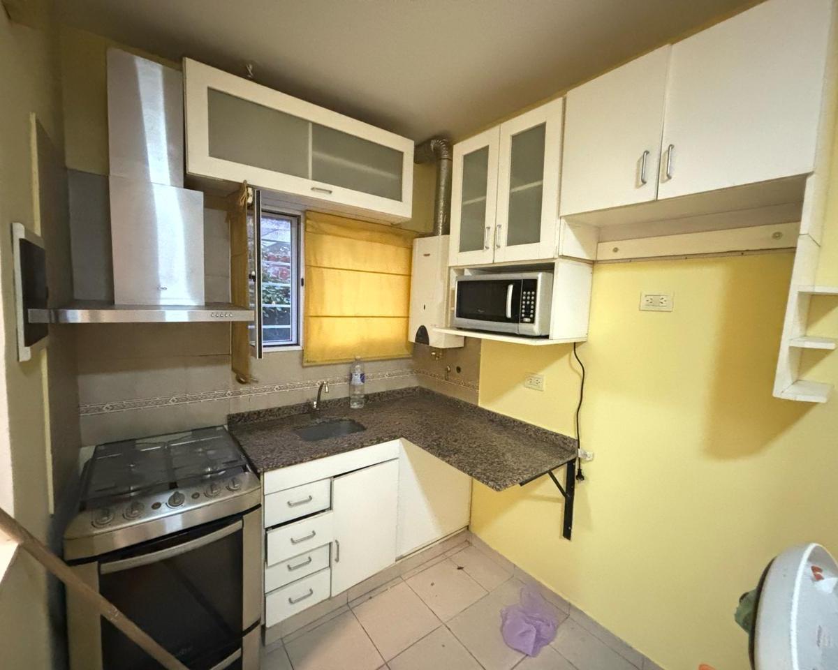Foto de Duplex 3 ambientes en complejo de Lomas de Zamora, imagen 2