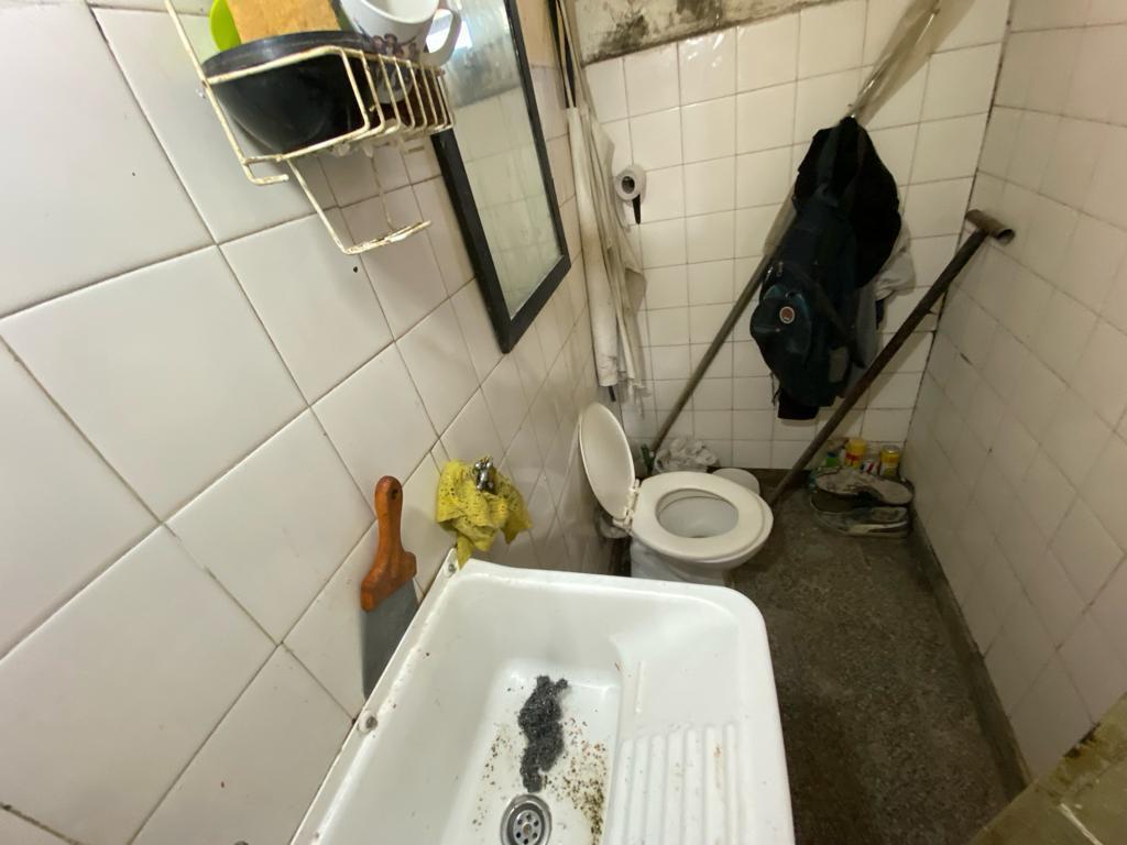 Foto de 3 Locales dos 2 dptos y fondo libre todo en block, imagen 2