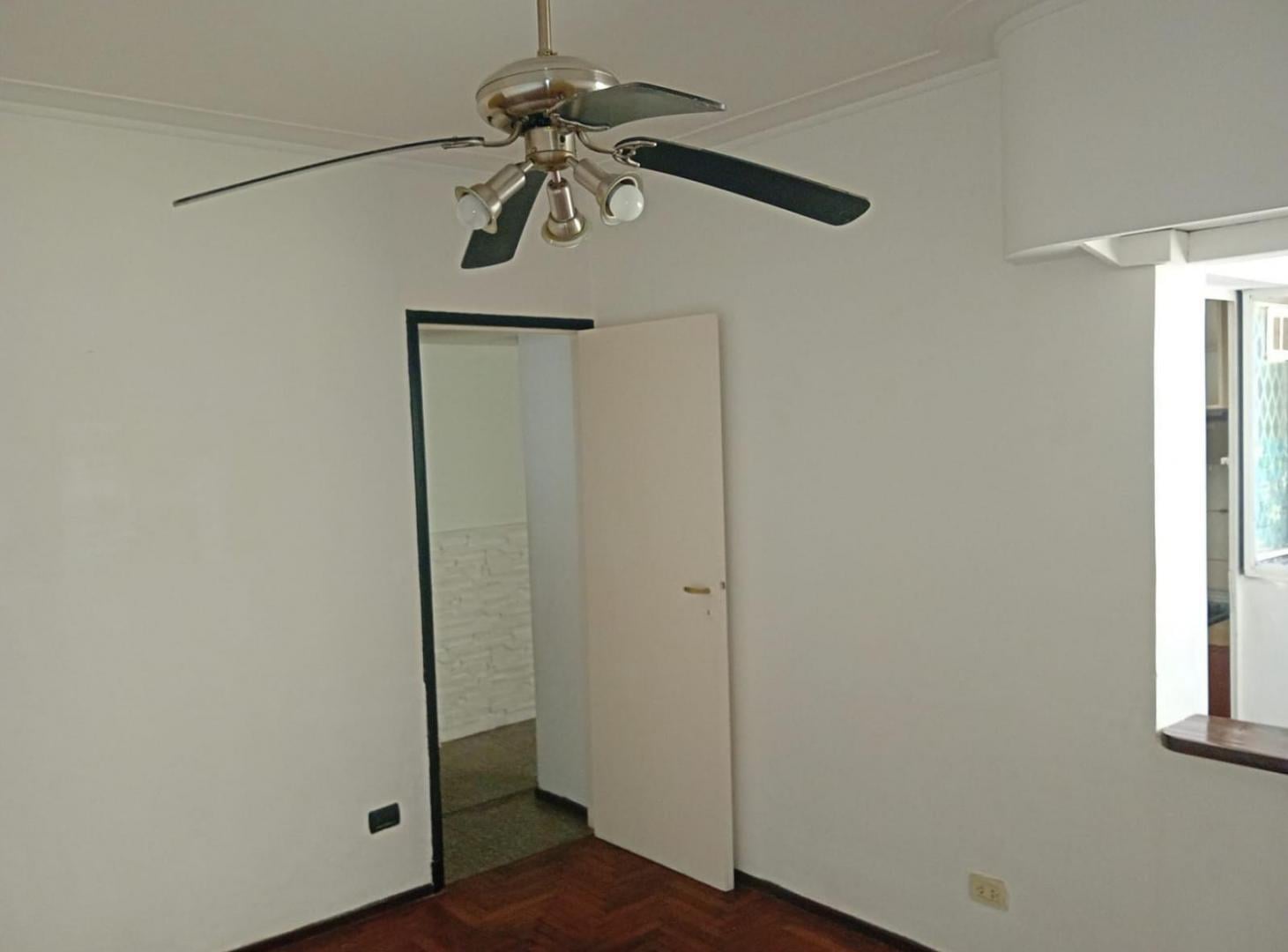 Departamento en Banfield Este