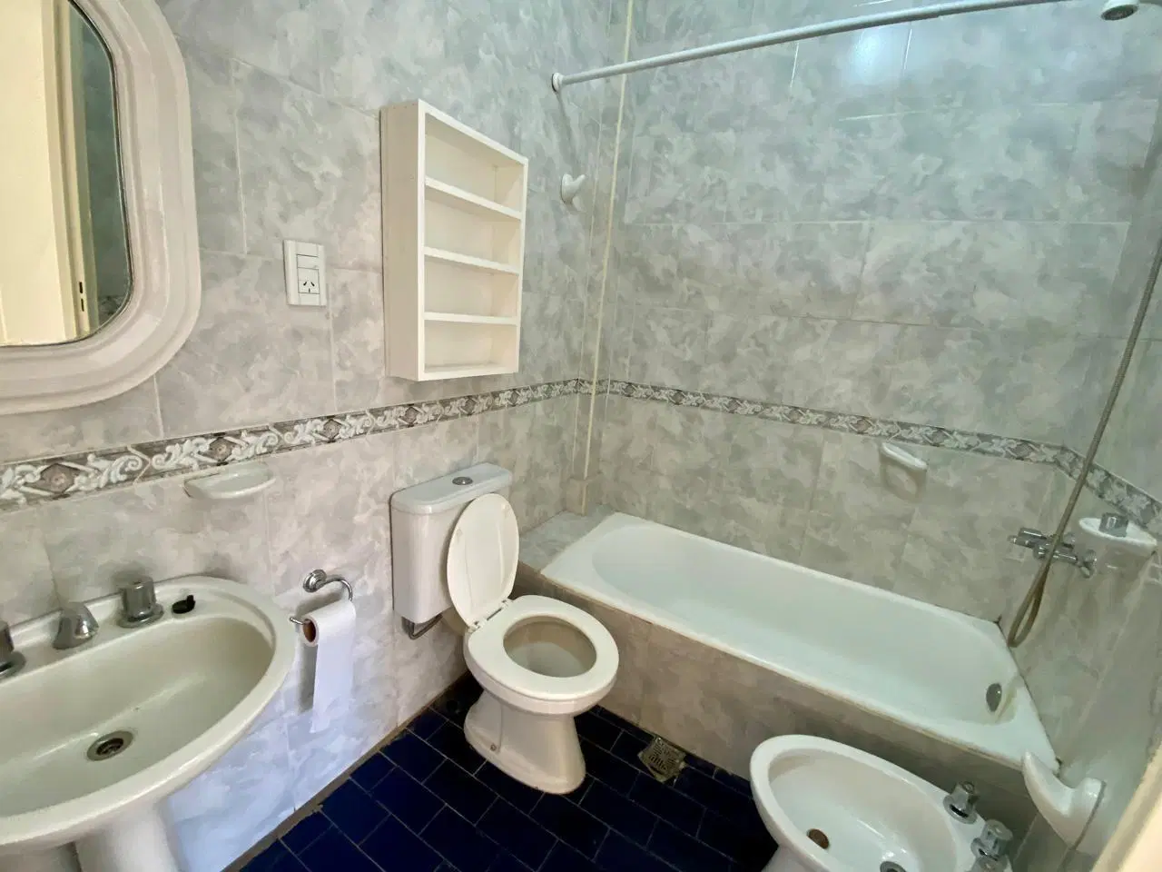 Departamento en Banfield Este 5